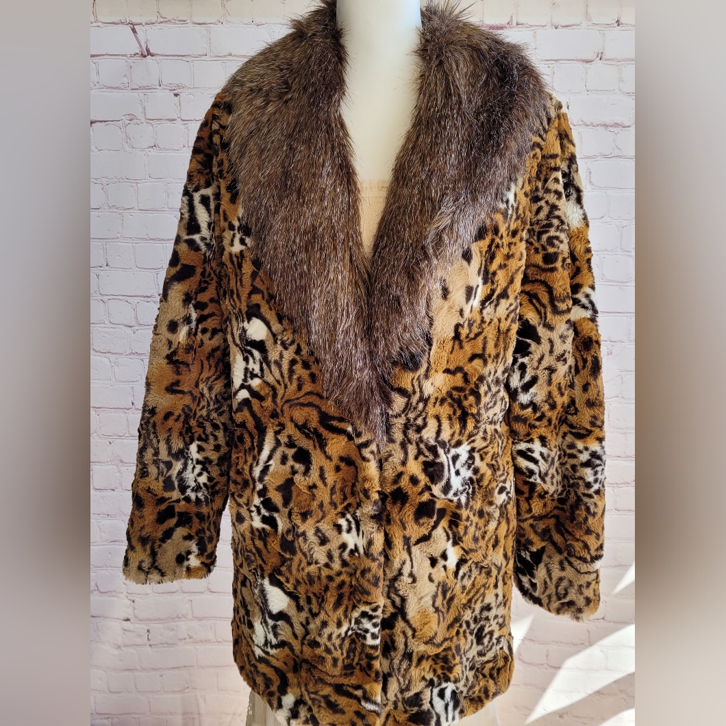 Women's Vintage Adrienne Landau Faux Fur Animal Print Coat. Sz M